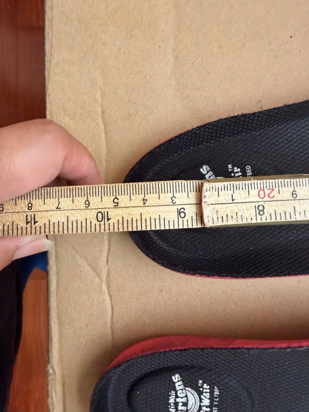 Dr. Martens used measurements